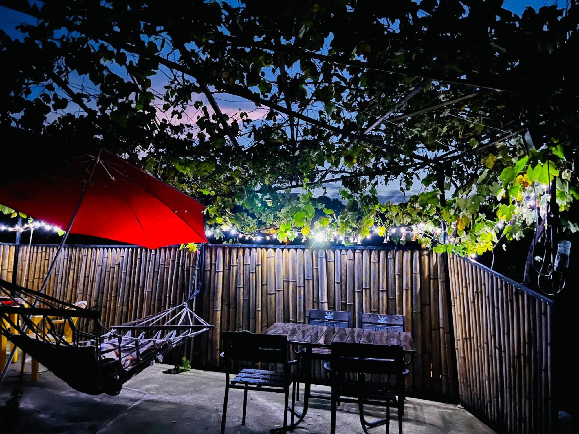 Hotel Sunny Ахалцихе Экстерьер фото